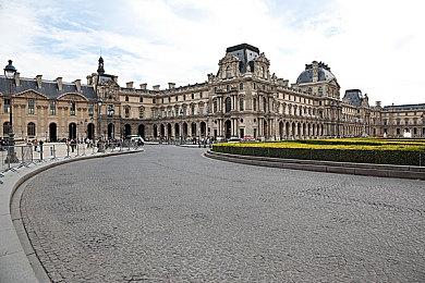 《八方旅人》手游《大陆的霸者》今年内推出欧美服